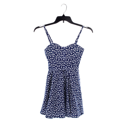 479CG - Plastic 19” Top Hanger